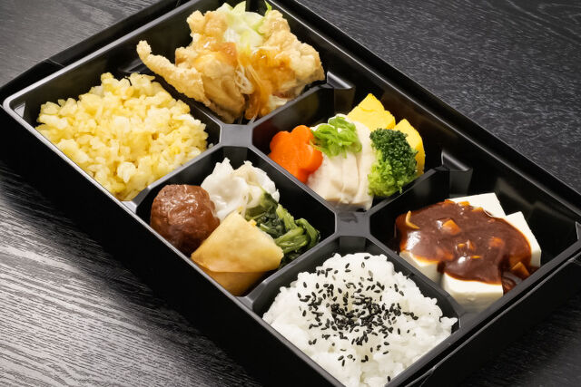 四川麻婆豆腐と油淋鶏の中華御膳