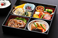 仕出し屋の真面目な重箱弁当 旬菜 雪月花-特選和風御膳【竹】