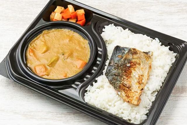 シルクロード弁当屋-大人気冬瓜カレー＆鯖塩焼き