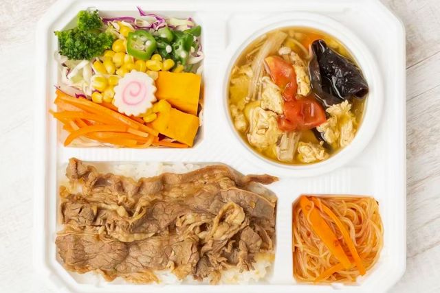 シルクロード弁当屋-【大豪快】彩り豊かな野菜玉子豆腐煮込み＆牛バラ和風ダレ焼肉