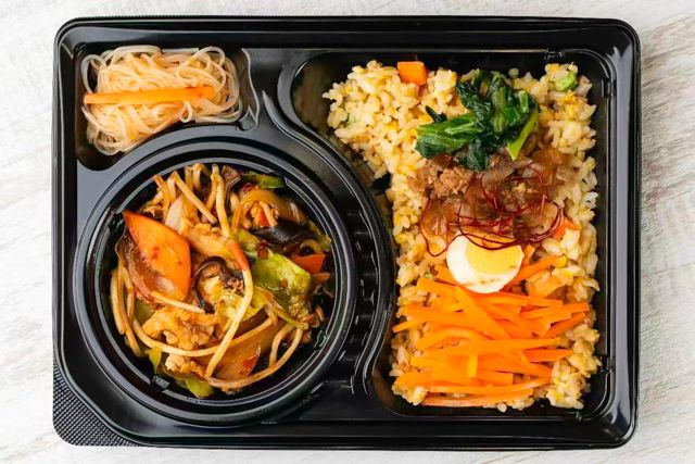 シルクロード弁当屋-大満足 中華回鍋肉炒め／チャーハン