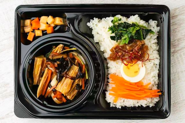 シルクロード弁当屋-大満足 中華腐竹キクラゲ炒め