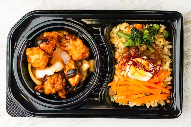 シルクロード弁当屋-大満足 中華溜肉段（リウロードゥアン）炒め