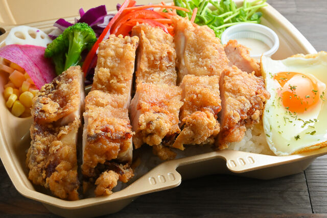 SOMY'S DELI-8種野菜の一枚唐揚げ弁当