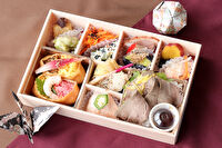 創作和食 永和 ～Eiwa～-ローストビーフ重＆彩り稲荷と京おばんざい八寸