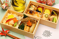 創作和食 永和 ～Eiwa～-蟹肉と釜揚げしらすの五目御飯と牛すき焼き京おばんざい八寸二段御膳