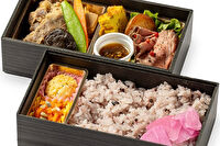 創作ランチボックスベビーダ-レンゲ二段 ～国産牛すきやき＆自家製ローストビーフ～