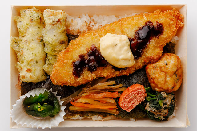 素材にこだわった手作り弁当 ひなた-ザ・海苔弁当