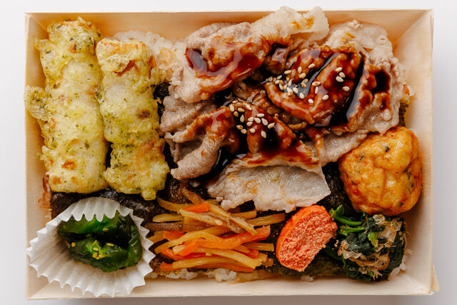 素材にこだわった手作り弁当 ひなた-最高級A5ランク黒毛和牛の海苔弁当