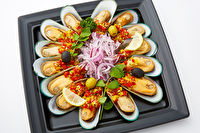 Stone Plate Catering&amp;Deli-ムール貝のガスパッチョ仕立て～トマトとオリーブのマリネを添えて～