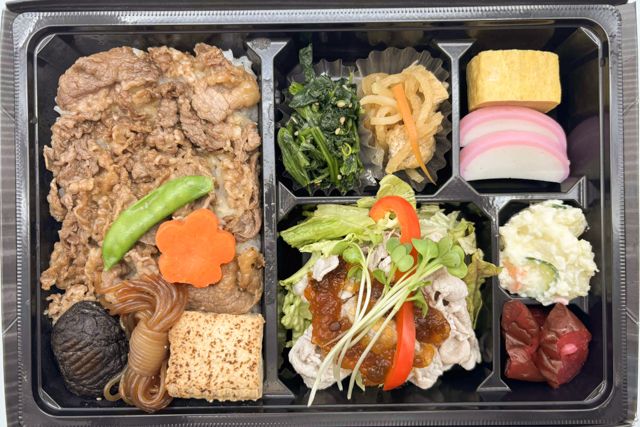 杉本-牛すき焼きと豚しゃぶの味わい御膳