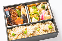 すき焼き うめの-【熨斗対応可】鶏すき焼きとあさりの炊き込みご飯