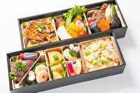 すき焼き うめの-【熨斗対応可】黒毛和牛いちぼ すき焼きとステーキ仕立ての食べ比べ二段御膳