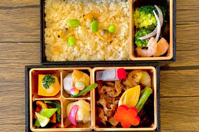 すき焼き うめの-【熨斗対応可】厳選牛すき焼き2段御膳