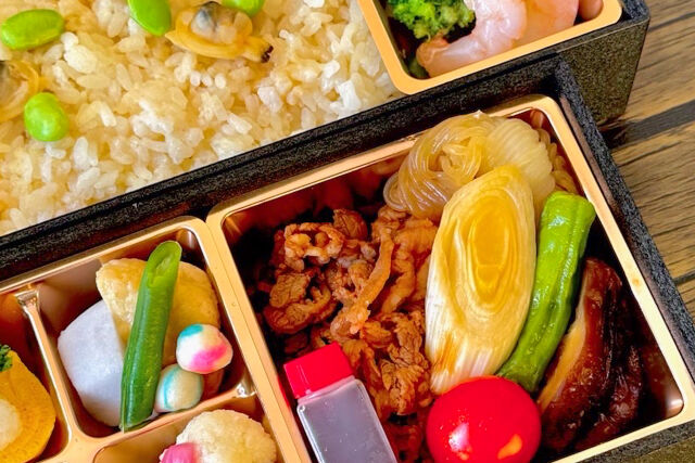 すき焼き うめの-【熨斗対応可】厳選牛トマトすき焼き2段御膳