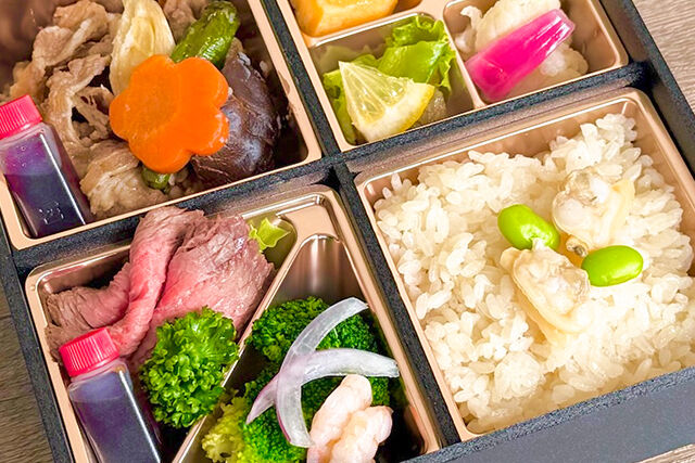 すき焼き うめの-厳選牛すき焼きとローストビーフ御膳（あさりの炊き込みご飯）