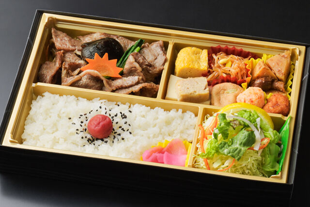 【特選】仙台牛すき焼き弁当（おかず入り）