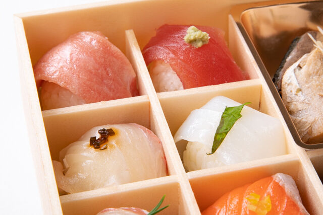 手毬寿司と魚のあら炊き膳～極～