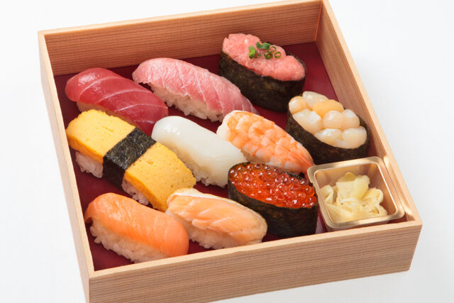 初代伝承 赤酢のシャリ 鮨むらさき