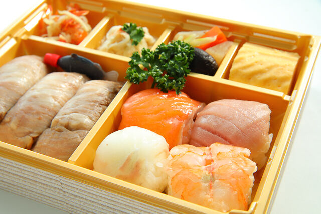 【熨斗対応可】こい希特製彩り御膳～希少部位の肉寿司と手まり寿司～