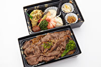 たべもの家-すきやき二段弁当