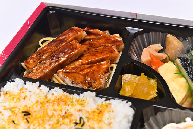 旅箪笥-tabidansu--トンテキ弁当