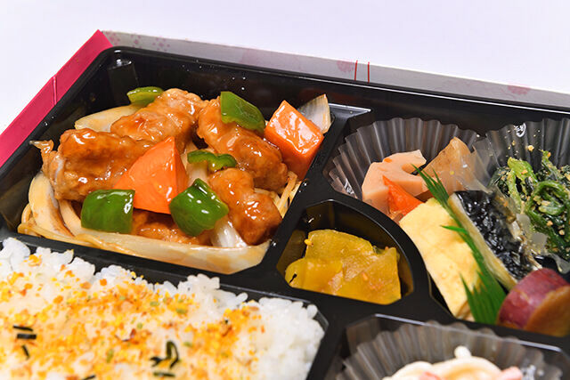 旅箪笥-tabidansu--酢豚弁当