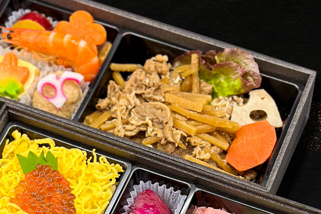 鯛おこわ専門店 北新地はやし-鯛おこわとイクラ丼と名物牛しぐれ御膳
