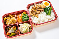 台湾料理 媽媽-媽媽の贅沢二段重（エビチリ）