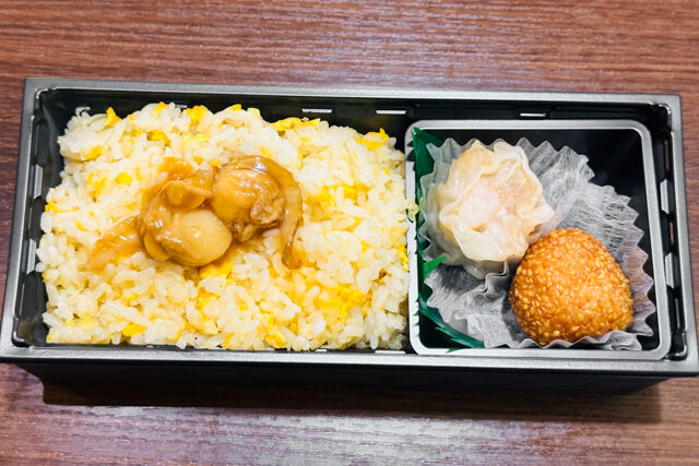 台湾料理 媽媽-海老チリ&ホタテ炒飯二段重高級中華御膳