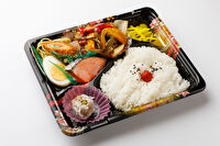 宅配弁当べん-銀鮭と若鶏の甘酢あんかけ弁当