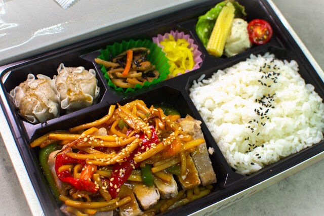 匠の料理庵ヴァルハラ-【一期一会】厚切りポークステーキの青椒肉絲仕立て