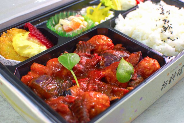 匠の料理庵ヴァルハラ-【ハロウィン限定】華味鶏つくねと彩り野菜の紅く染まったラタトゥイユ