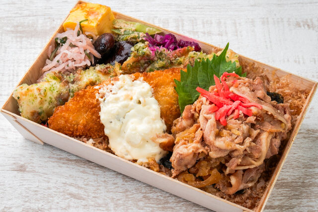 味噌と生姜と米-海苔弁 豚肉の生姜焼き＆白身魚フライ〜タルタルソース〜