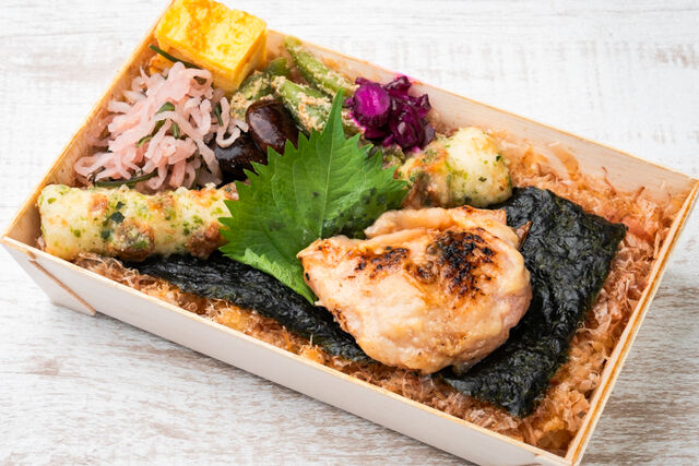 味噌と生姜と米-海苔弁 鶏もも肉の西京味噌焼き