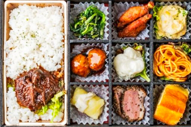 地中海料理 Tasca-デミグラスハンバーグ