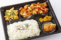 上海料理 点点-鶏のカシューナッツ炒め×ニラ玉 中華弁当