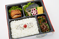 十美膳-塩鯖と鶏の照り焼き弁当