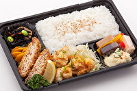 とんかつ太一-特製チキン南蛮とミンチかつ弁当