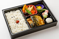 トリゴコロ-じっくり煮込んだ鯖の味噌煮弁当