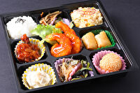 中華 桃姫楼-9マス弁当（エビチリ、春巻き、唐揚げ）