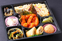 中華 桃姫楼-チャーハンと食べるエビチリ弁当