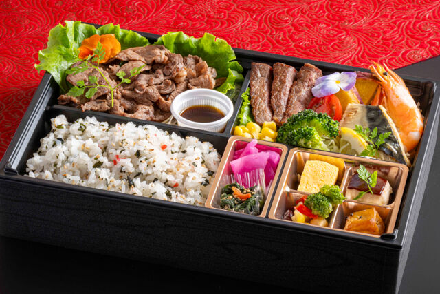 とやま弁当（京都店）-氷見牛焼肉と柔らかステーキ御膳