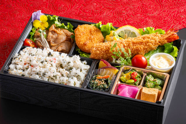 とやま弁当（京都店）-恋する大海老フライと富山ポークの生姜焼き御膳