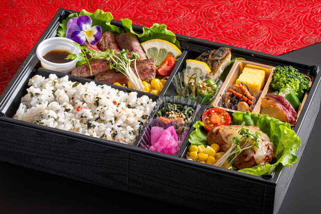 とやま弁当（京都店）-柔らかステーキとチーズハンバーグ御膳