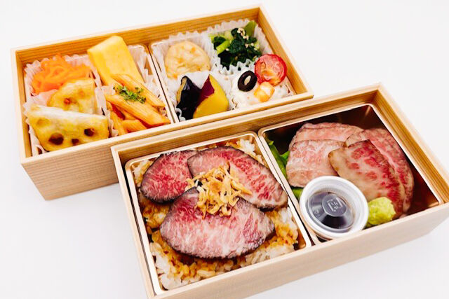 集いの食卓 おもてなし-黒毛和牛A5カルビステーキとローストビーフ重でおもてなし