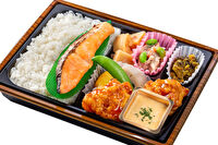 塚田農場おべんとラボ-【つか弁！】塚だまタルタル若鶏のチキン南蛮と塩鮭の幕ノ内弁当