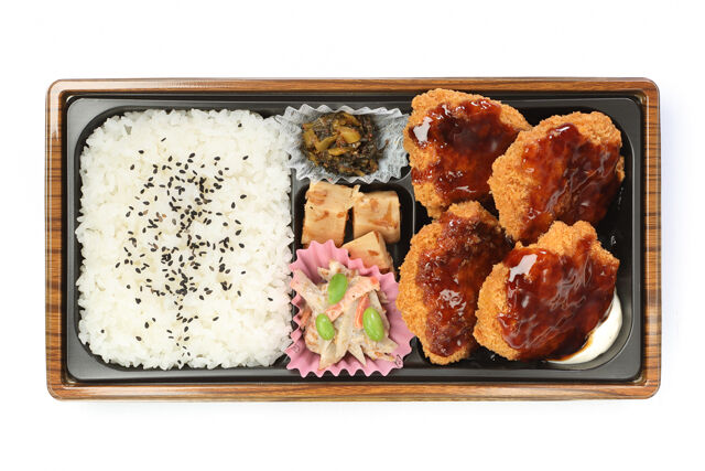 塚田農場おべんとラボ-【つか弁！】桜島どりのソースチキンカツ弁当