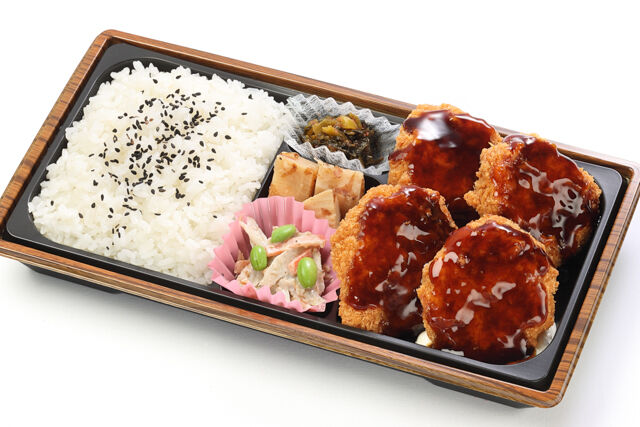 【つか弁！】桜島どりのソースチキンカツ弁当