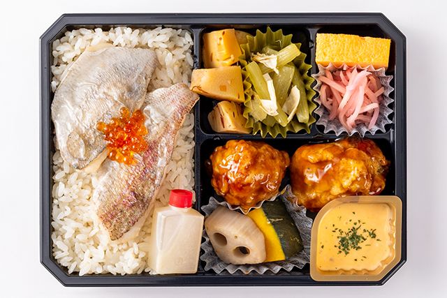 塚田農場おべんとラボ-岩手県大船渡漁港目利きが選んだ天然真鯛の極上鯛めし幕ノ内